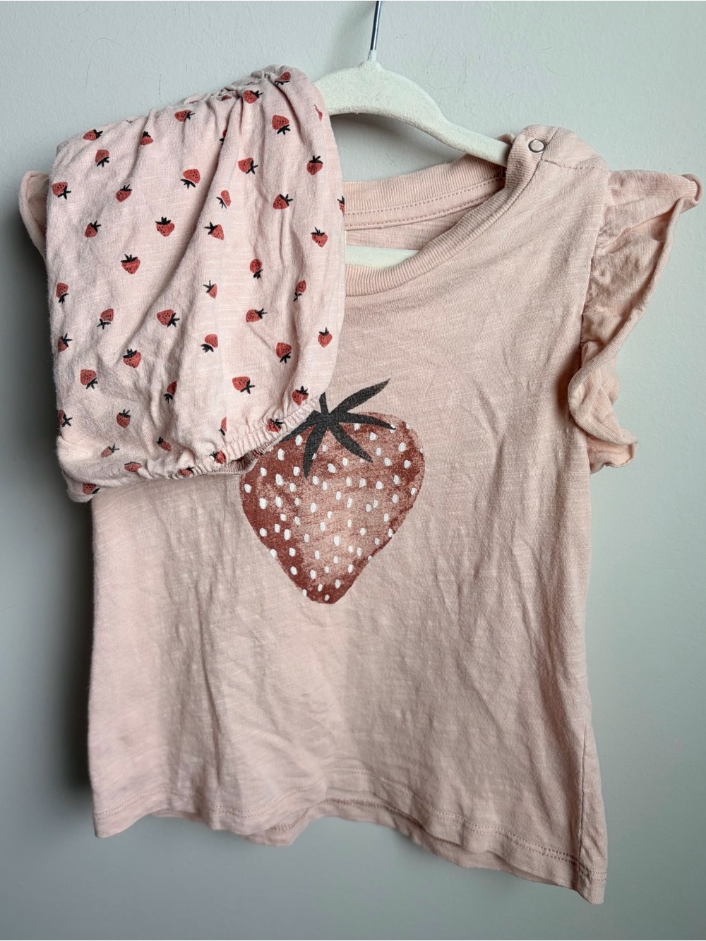 Rylee Cru Girls' Pink Strawberry Graphic Tee and Shorts Set
